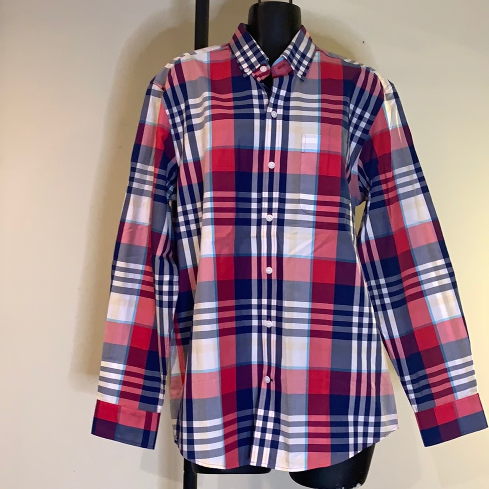 Small Men’s NWT Cutter & Buck Plaid Dress Shirt